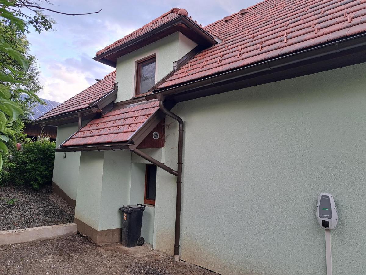 Gasthof Knappenwirt Mariahof Εξωτερικό φωτογραφία